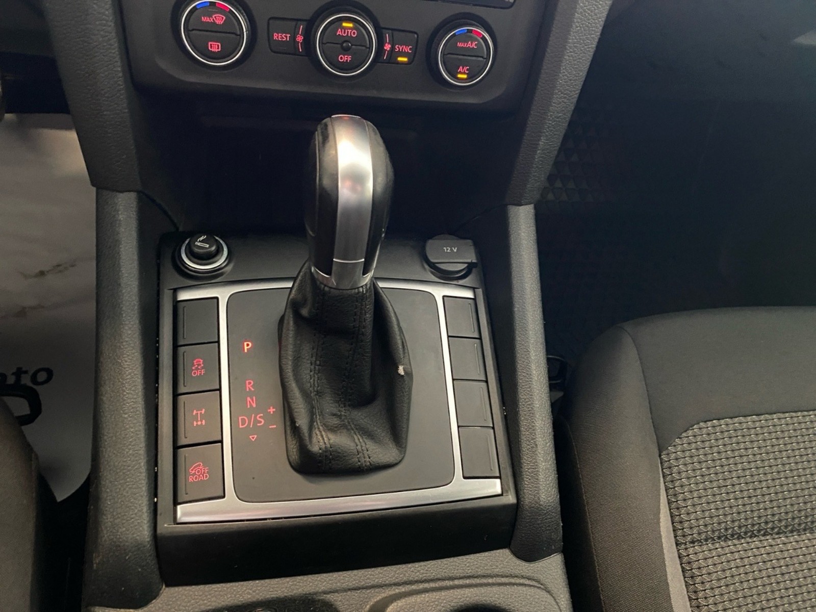 Volkswagen VIC Amarok dc 3.0 v6 tdi comfortline 4motion perm. 204cv auto - 24