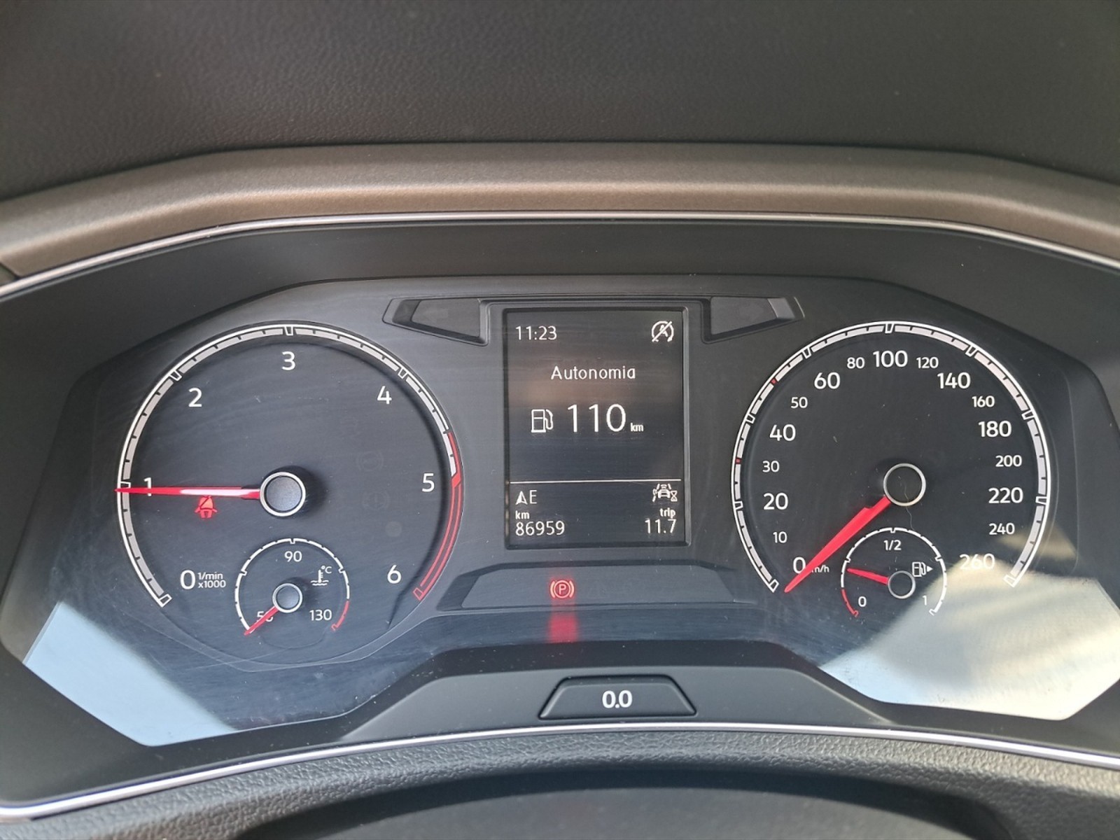 Volkswagen T-Roc 2.0 tdi business 150cv - 13