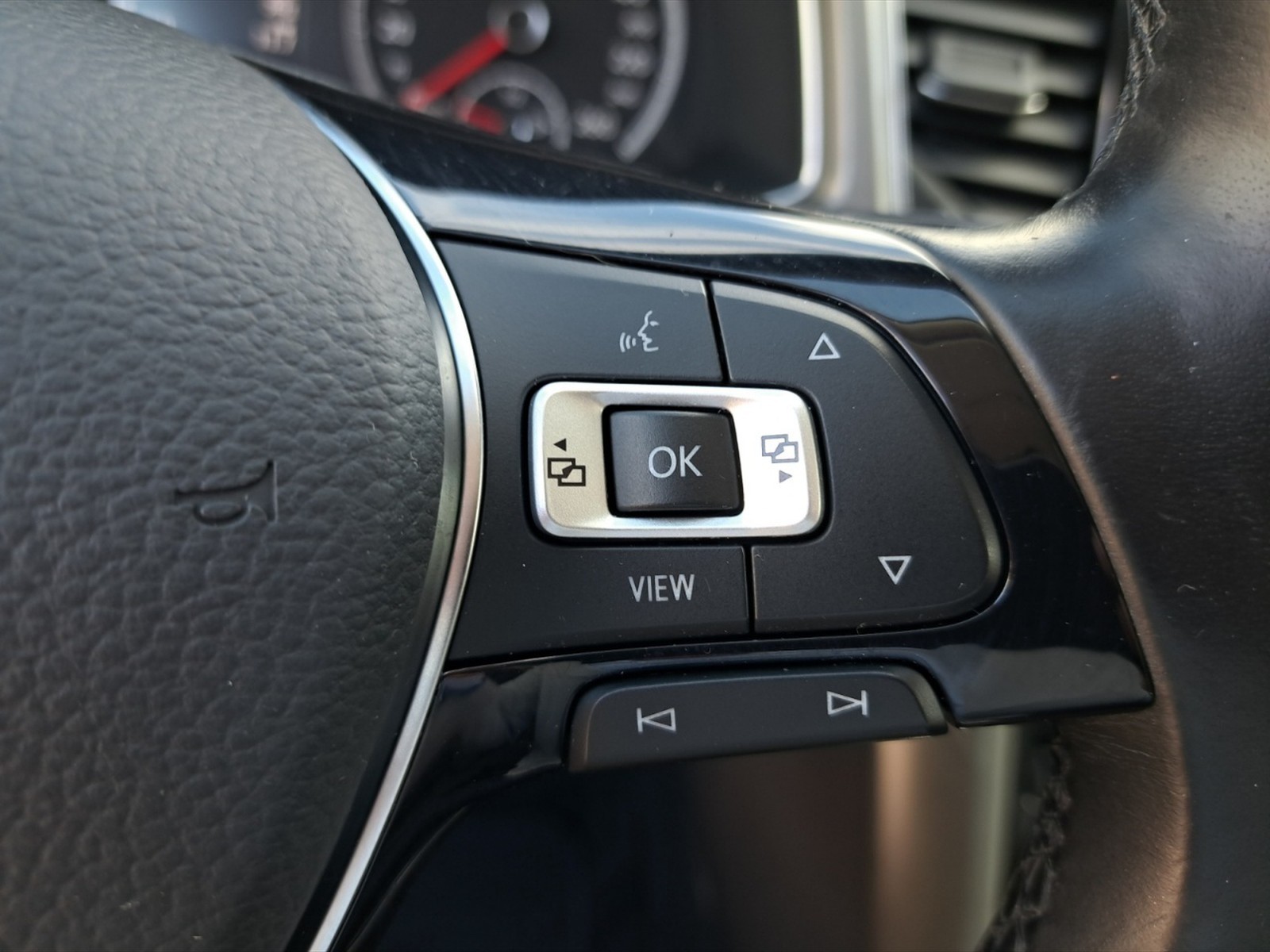 Volkswagen T-Roc 2.0 tdi business 150cv - 15