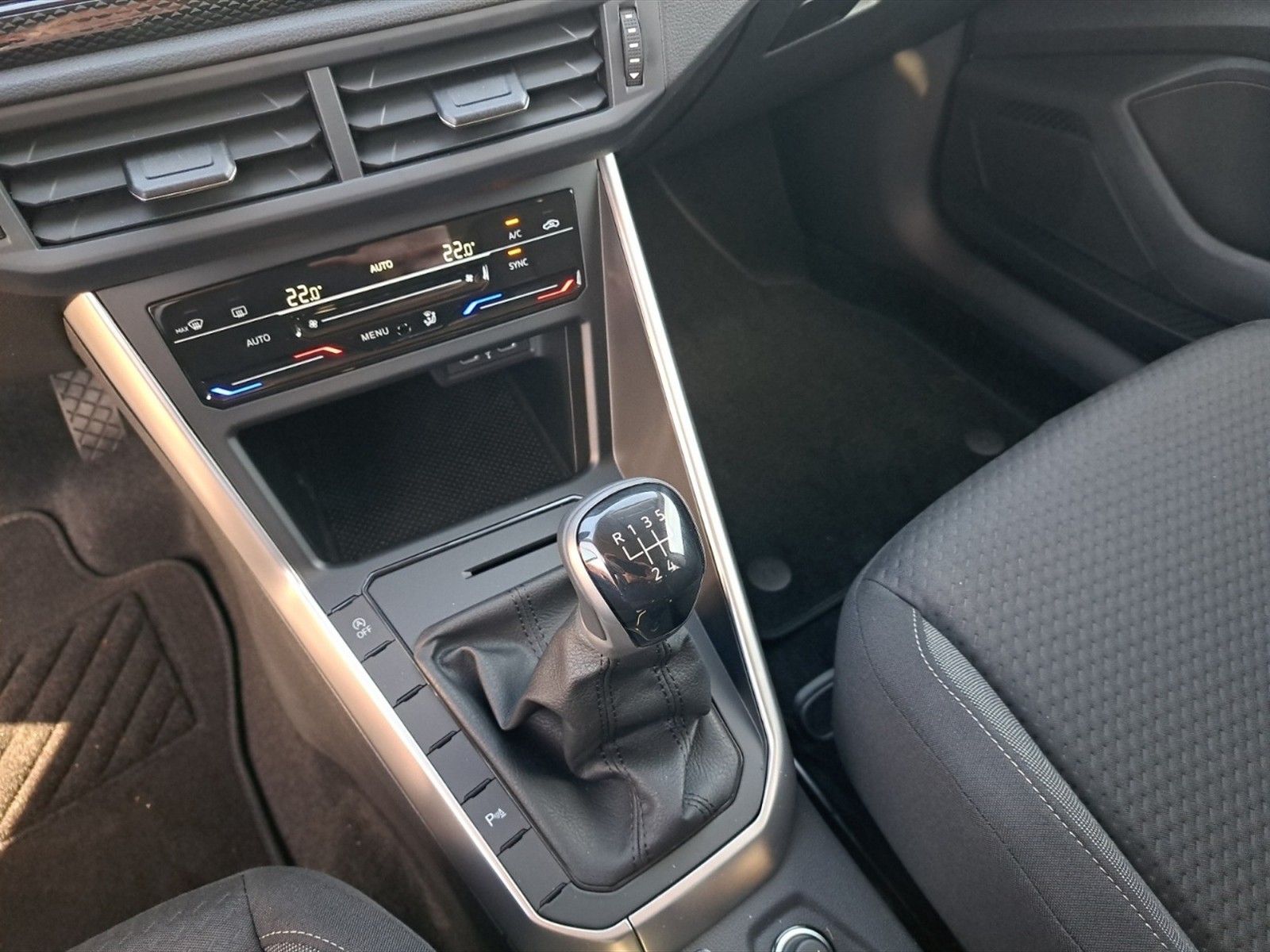 Volkswagen Polo 1.0 evo edition plus 80cv - 19