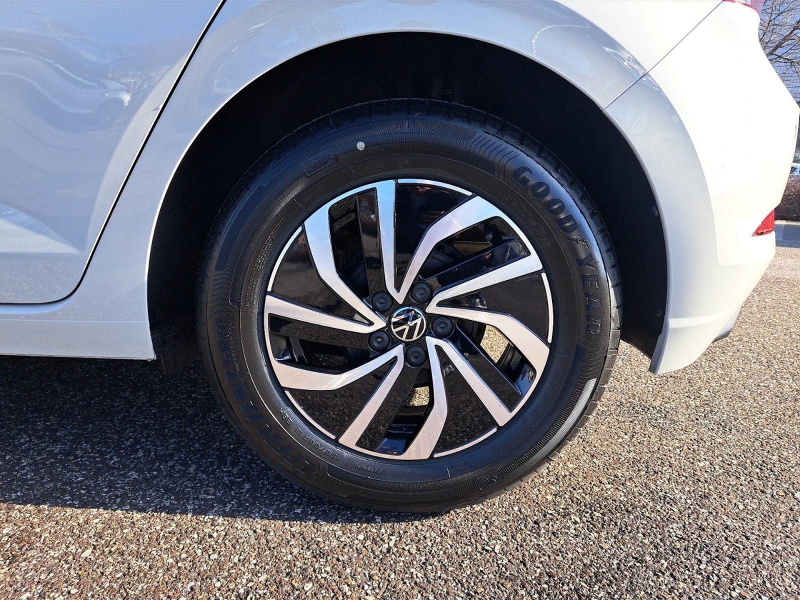 Volkswagen Polo 1.0 evo edition plus 80cv - 22