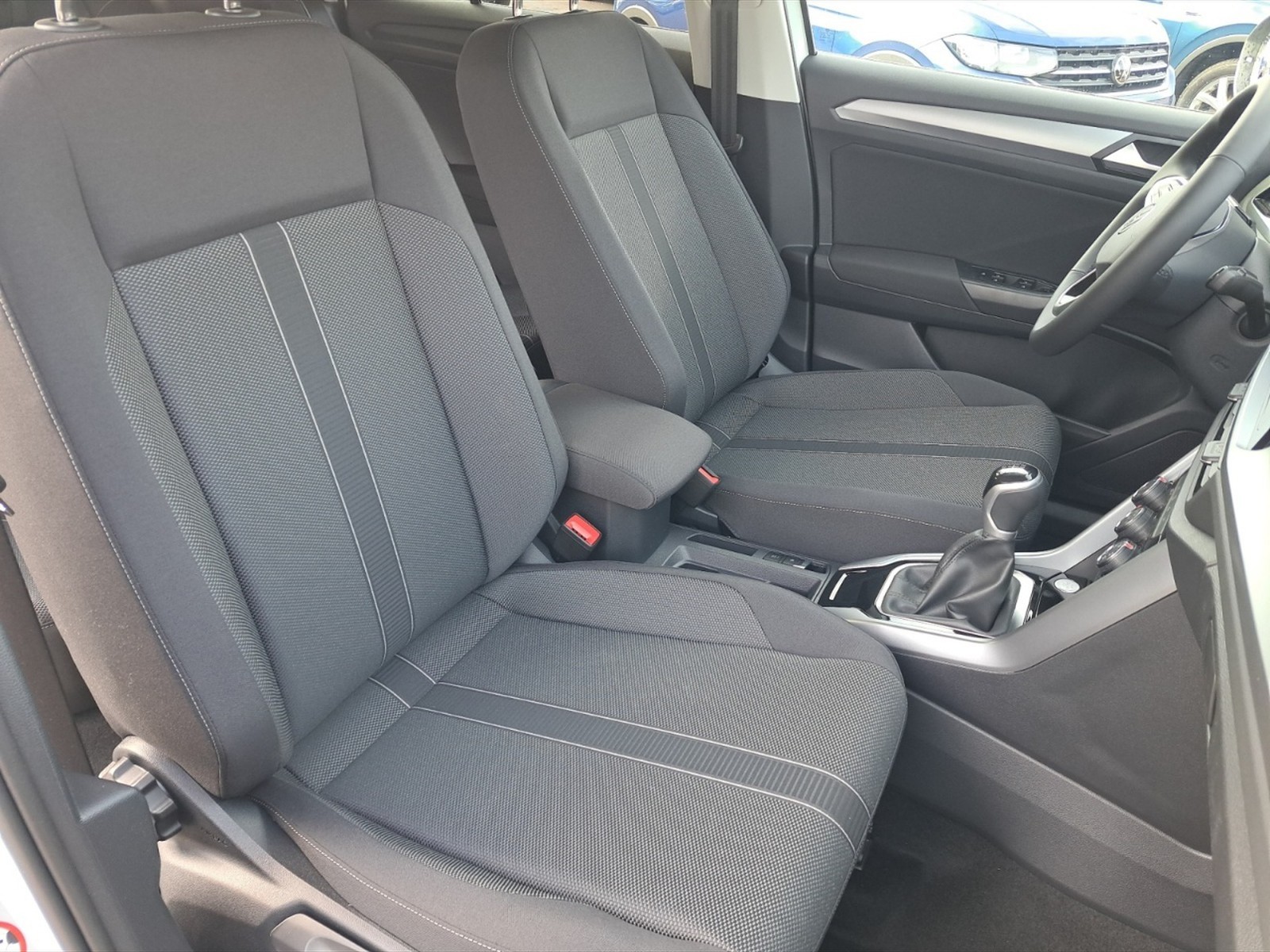 Volkswagen T-Roc 1.0 tsi life 115cv - 8