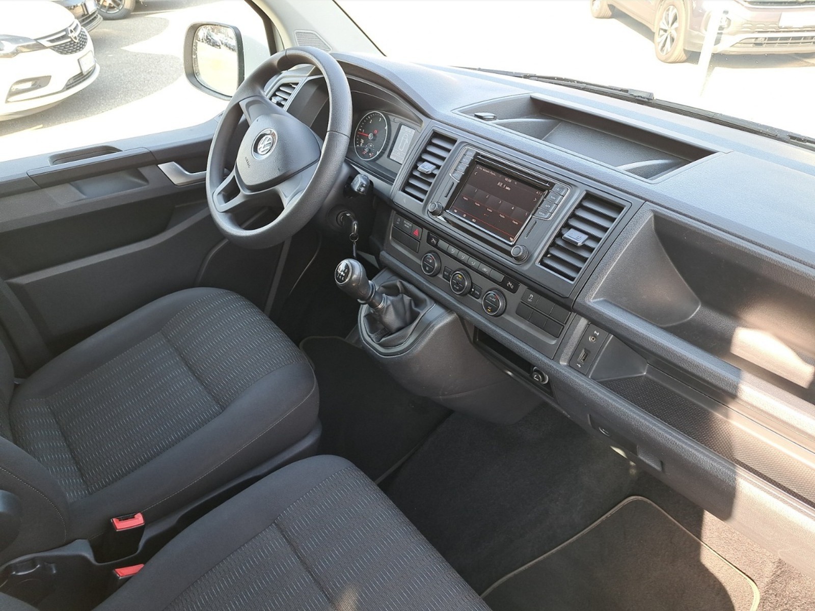 Volkswagen T6 Caravelle t6 2.0 tdi 150cv 3.0t comfort p.c. e6 - 17