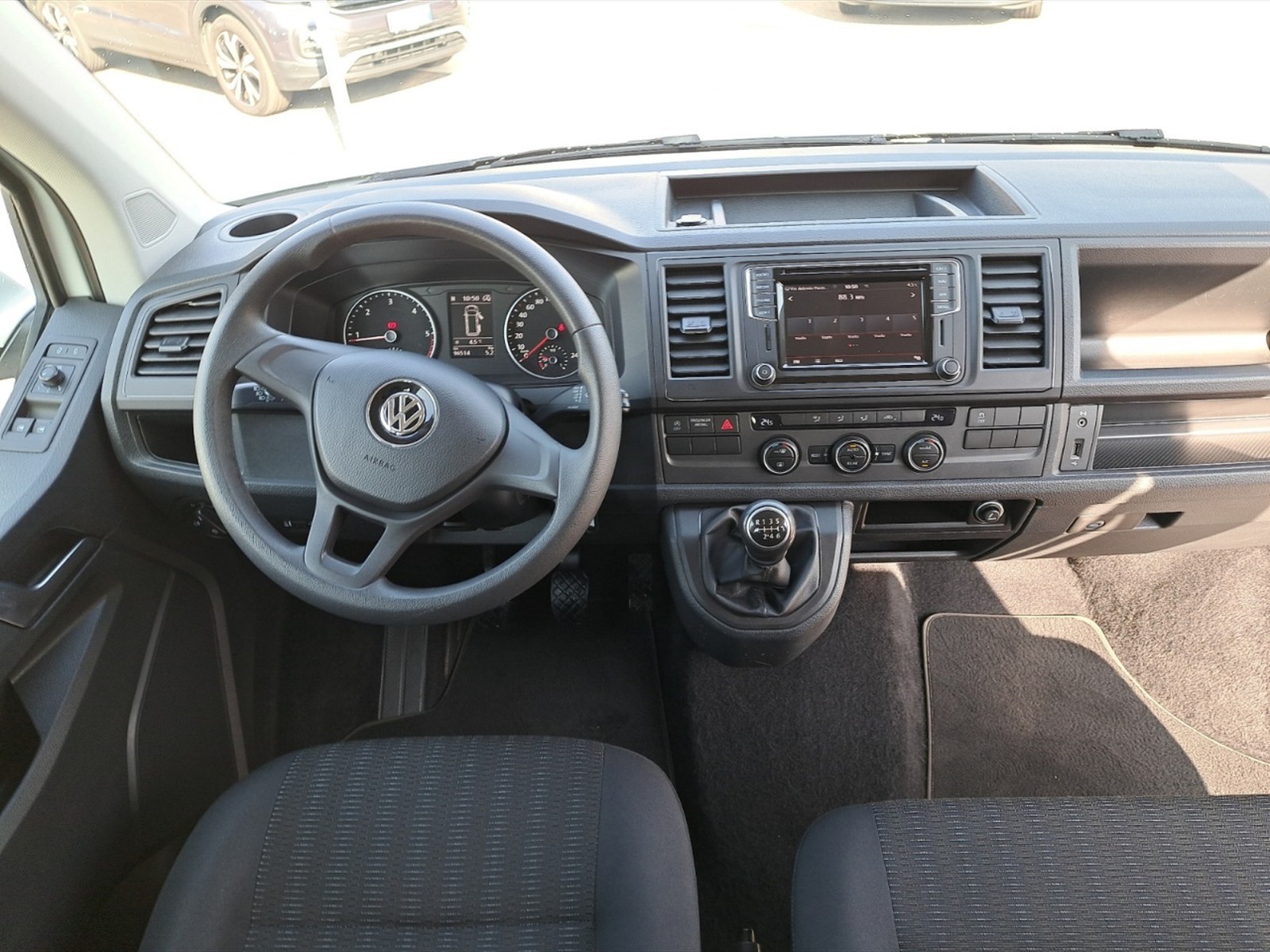 Volkswagen T6 Caravelle t6 2.0 tdi 150cv 3.0t comfort p.c. e6 - 7