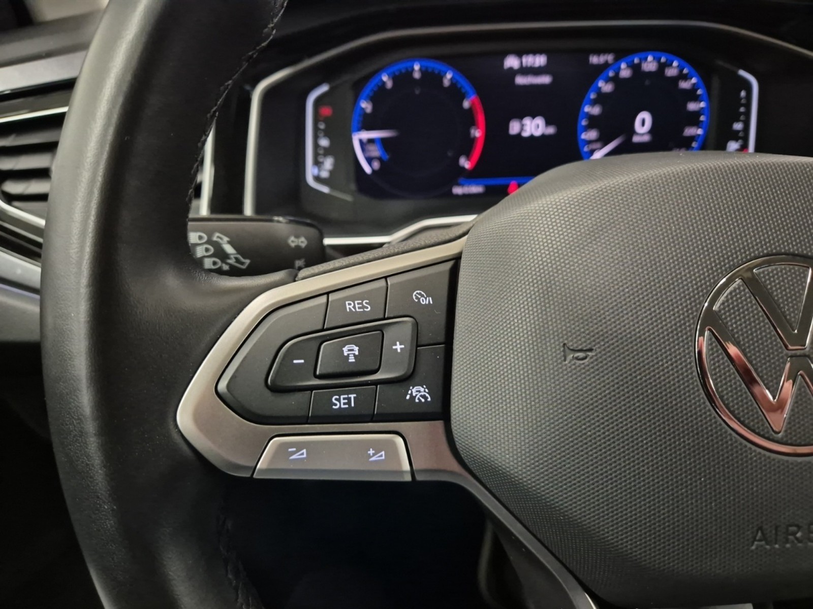 Volkswagen Polo 1.0 tsi style 95cv - 13