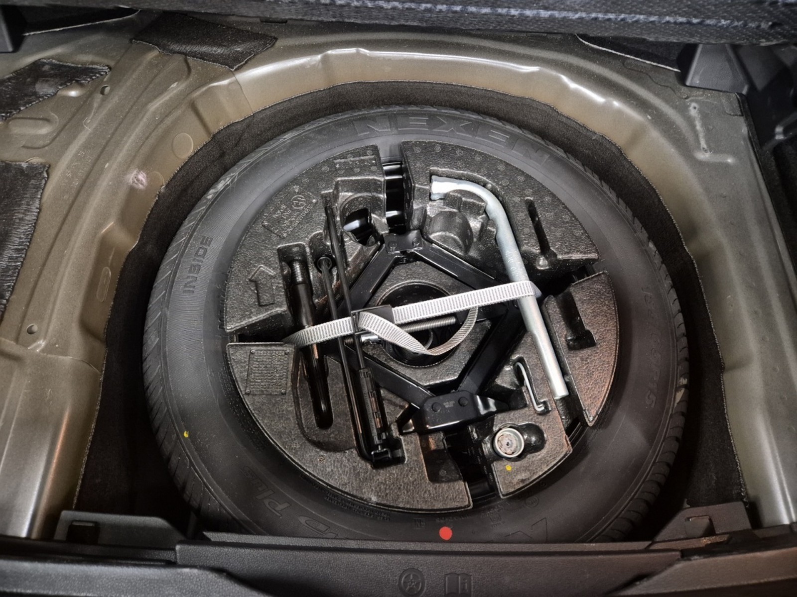 Volkswagen Polo 1.0 tsi style 95cv - 23