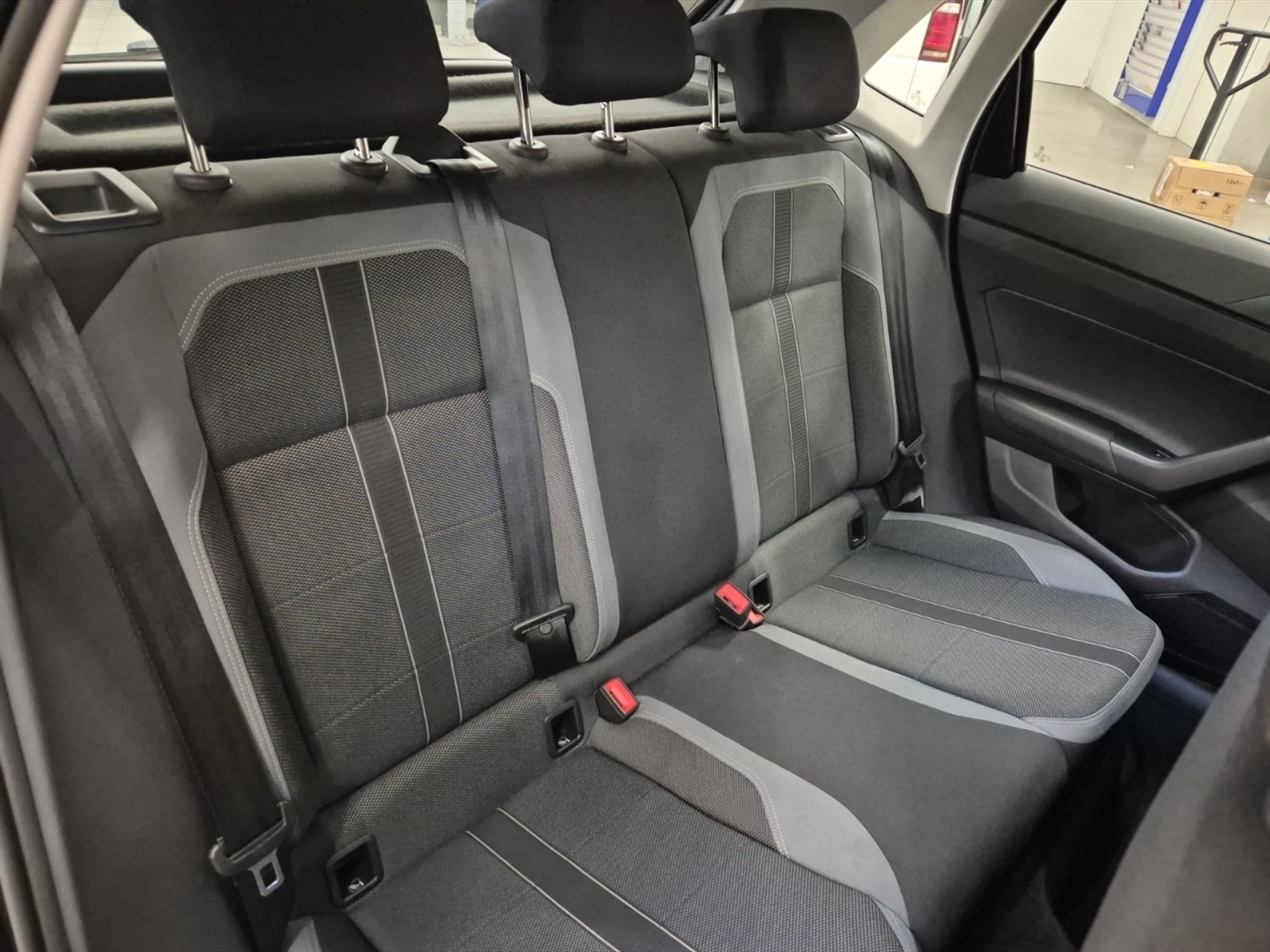 Volkswagen Polo 1.0 tsi style 95cv - 9