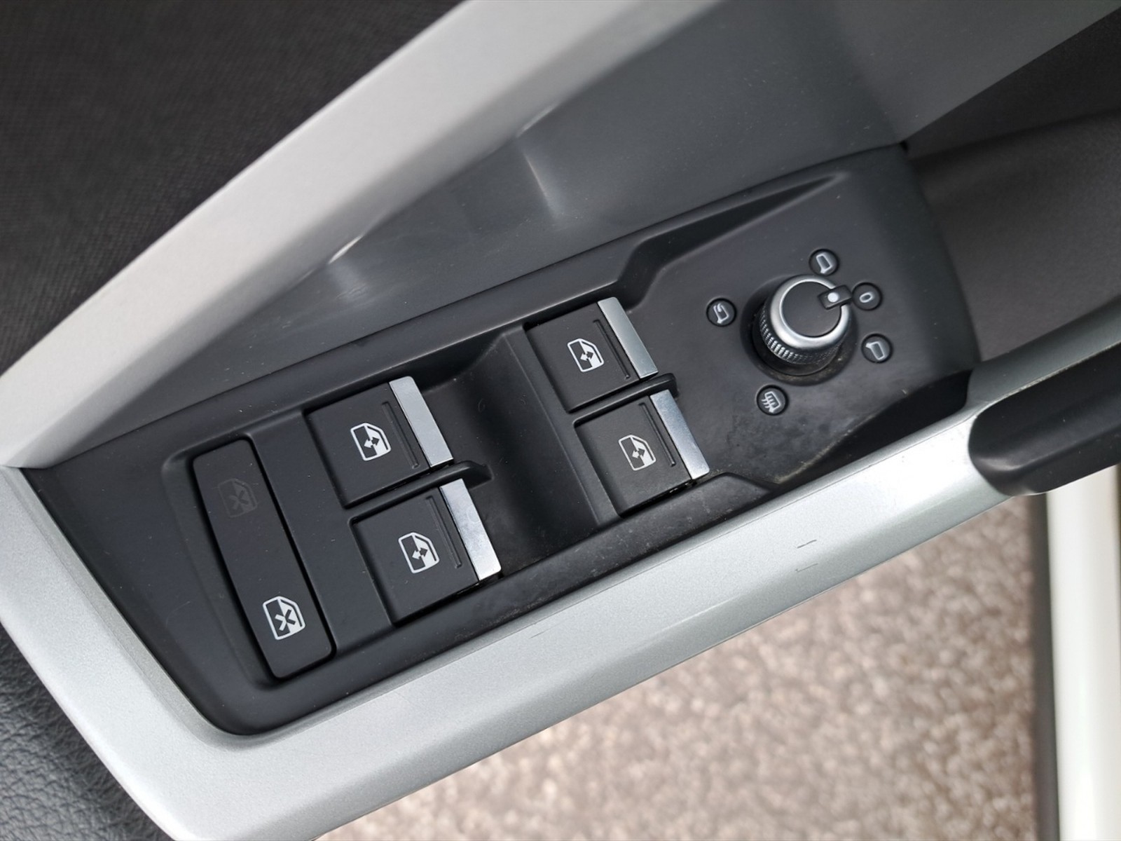 Audi Q3 35 2.0 tdi business quattro s-tronic - 22