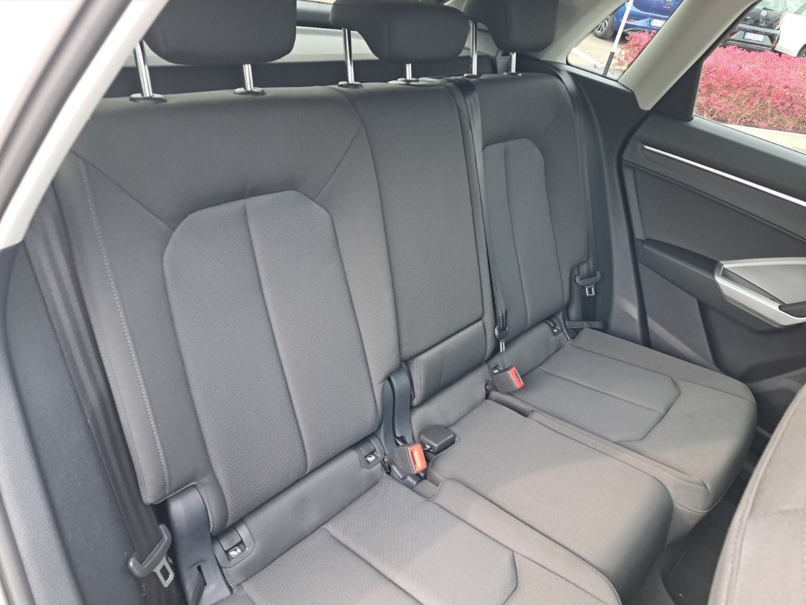 Audi Q3 35 2.0 tdi business quattro s-tronic - 9