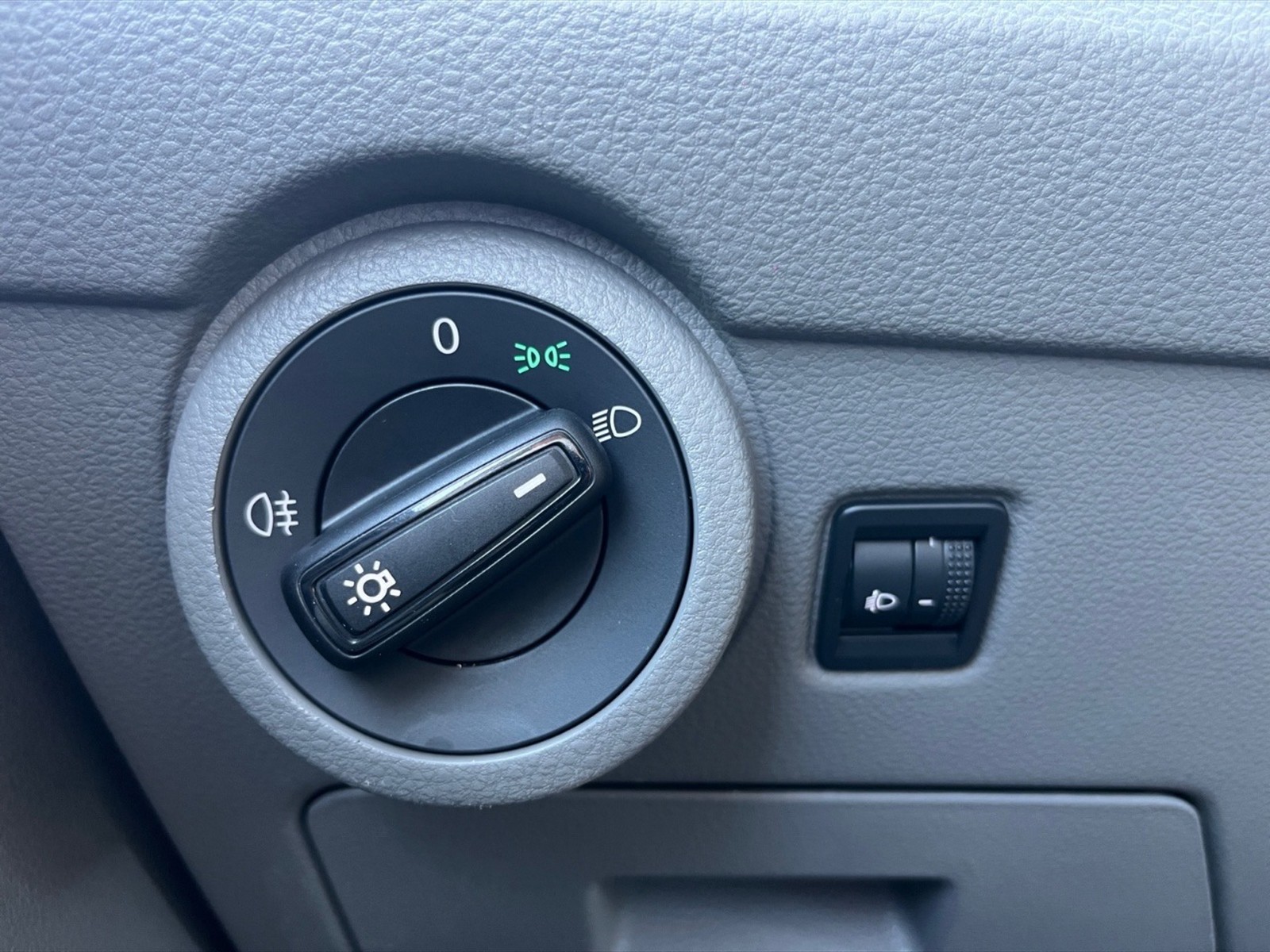 Volkswagen T6 Transporter Caravelle 2.0 TDI 150CV PC Comfortline - 22