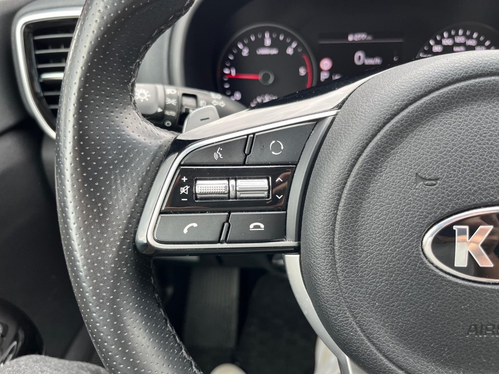 Kia Sportage 2.0 crdi mhev gt line awd at8 - 13