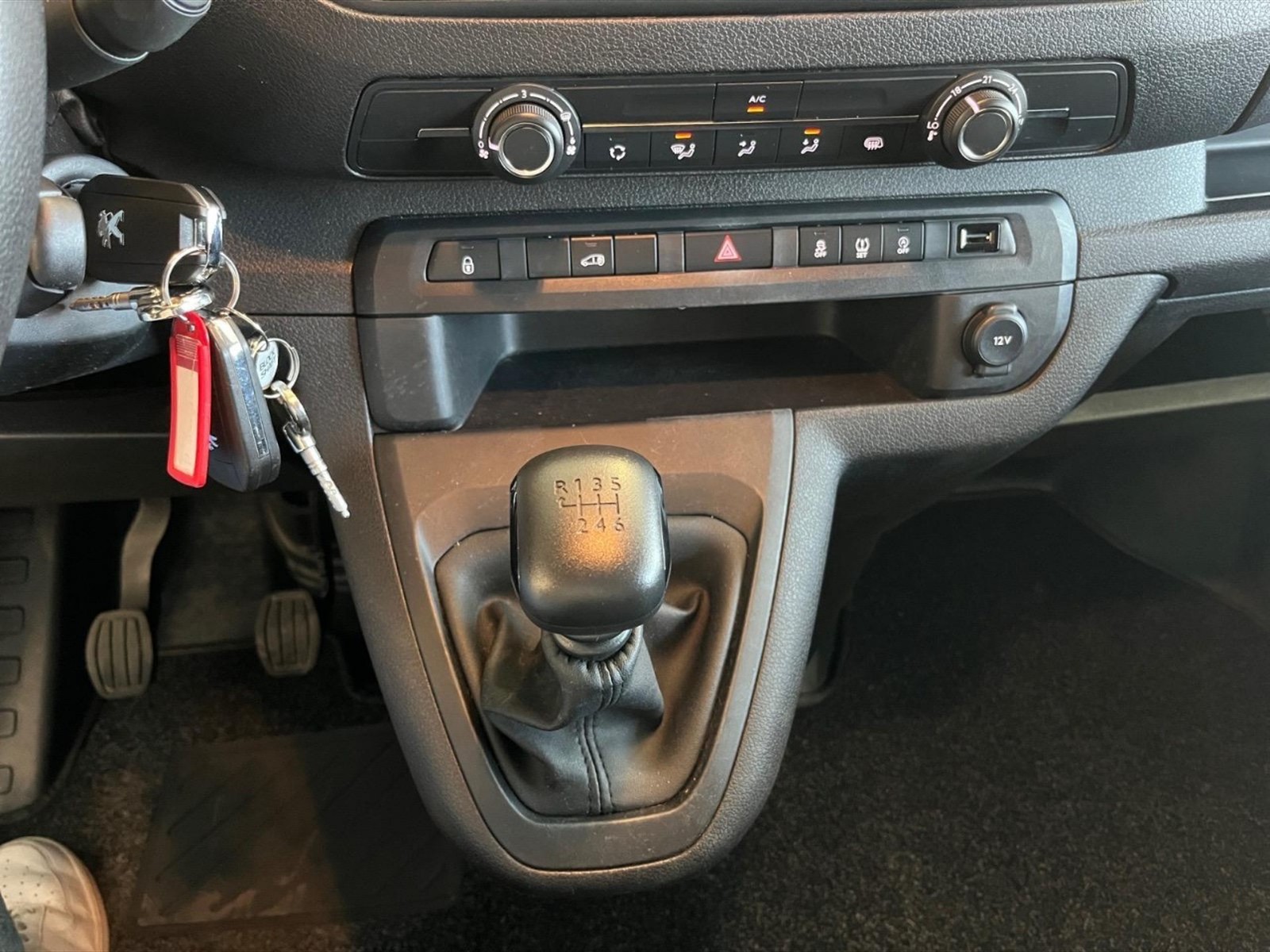 Peugeot Expert 1.5 bluehdi premium long 100cv s&s - 15