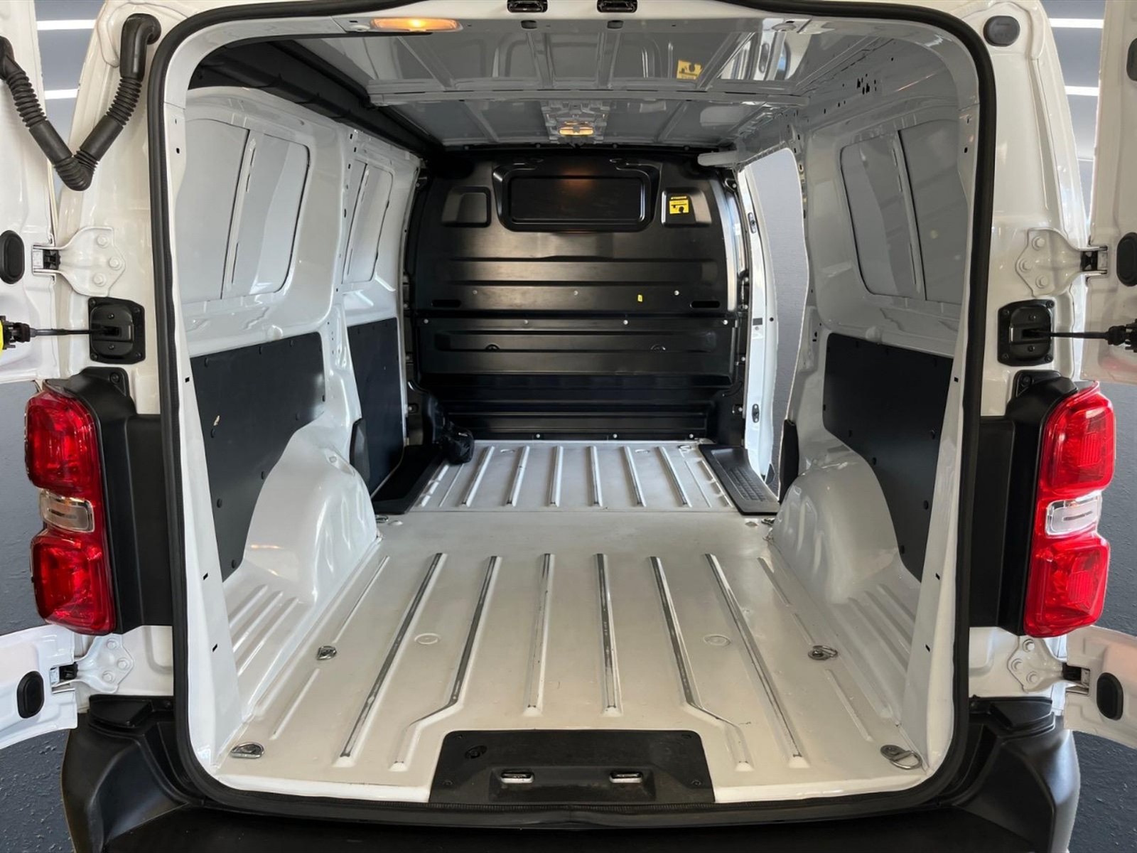 Peugeot Expert 1.5 bluehdi premium long 100cv s&s - 8