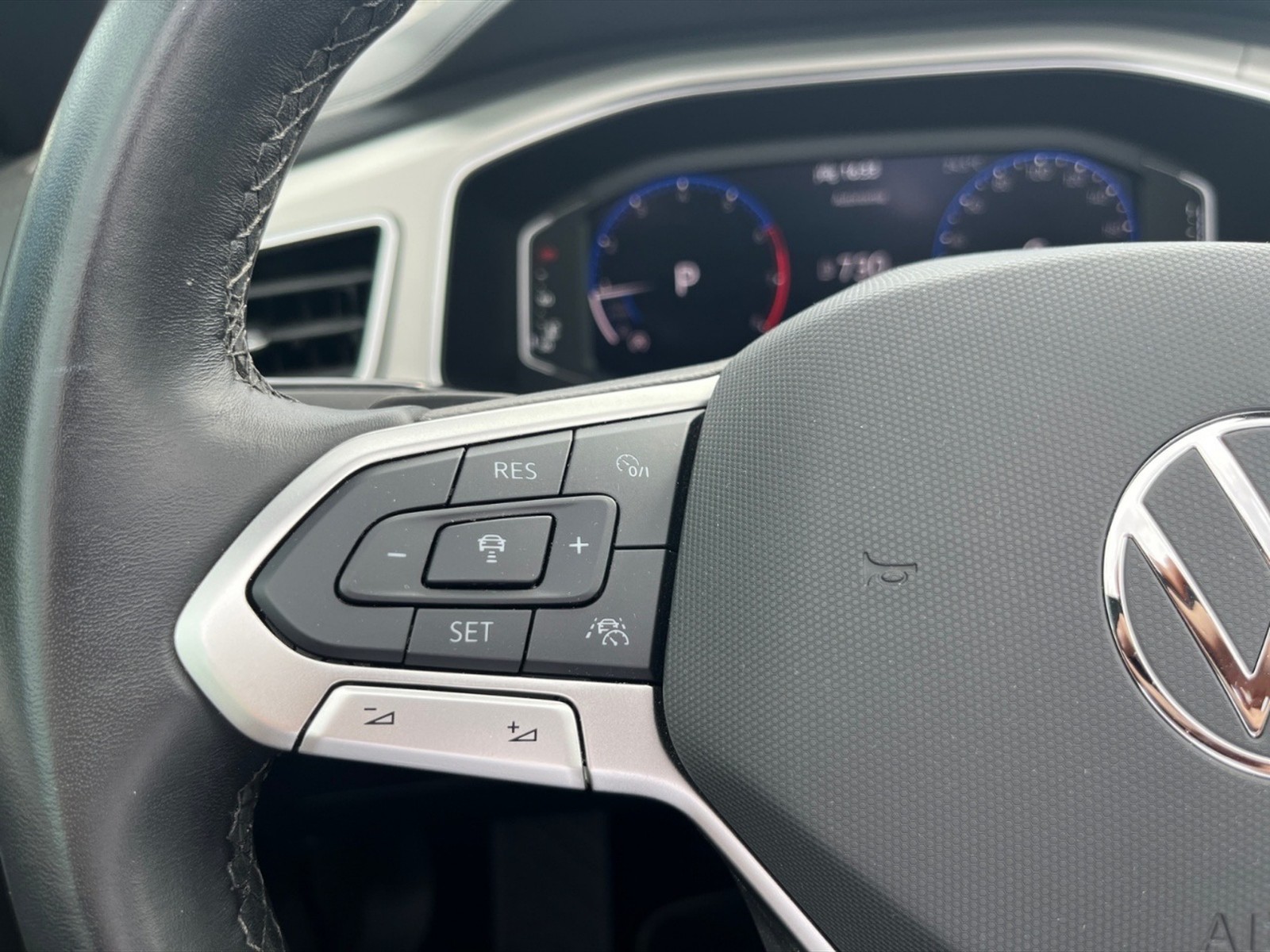 Volkswagen T-Roc cabriolet 1.5 tsi style dsg - 17