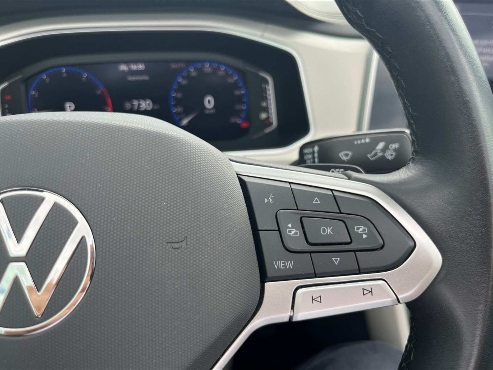 Volkswagen T-Roc cabriolet 1.5 tsi style dsg - 18