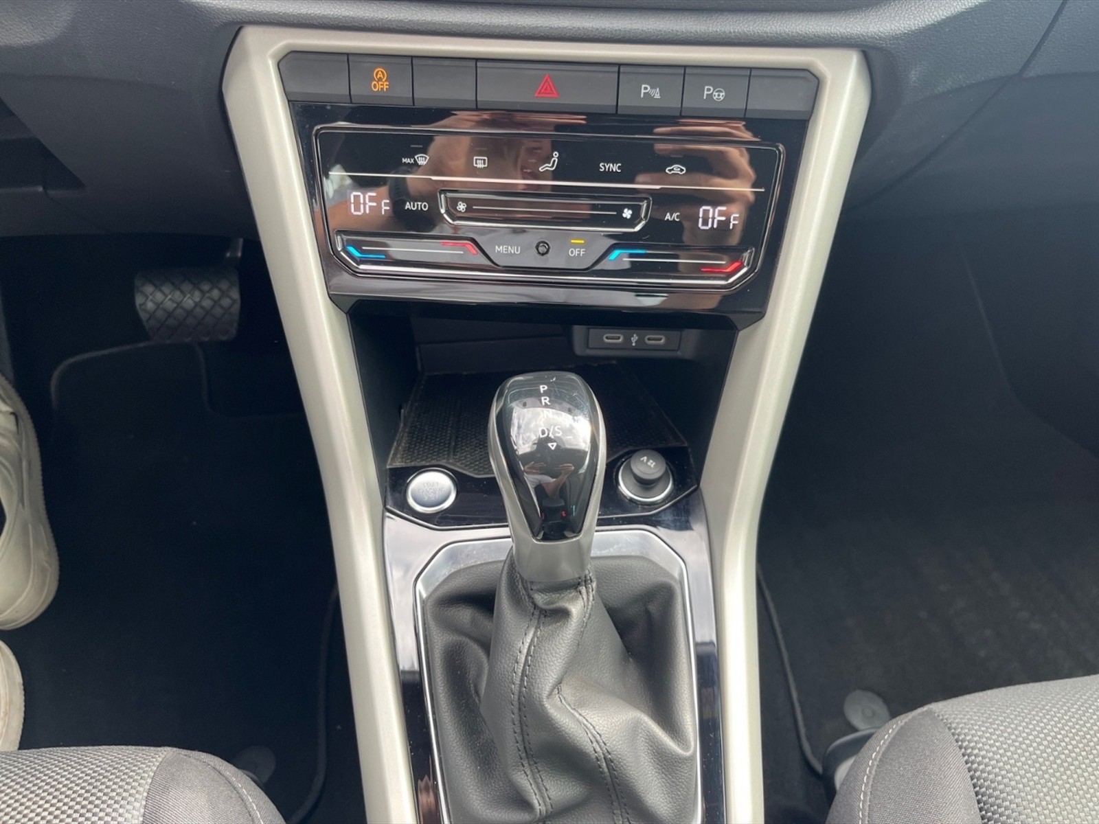 Volkswagen T-Roc cabriolet 1.5 tsi style dsg - 16