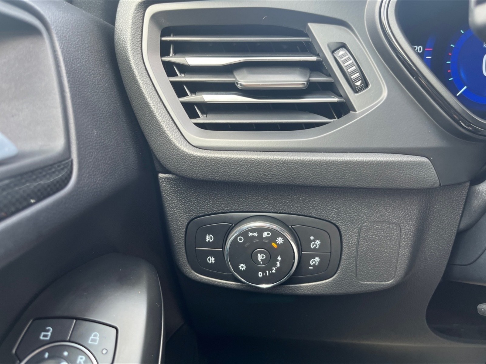 Ford Focus 1.5 ecoblue st-line x 115cv auto - 21
