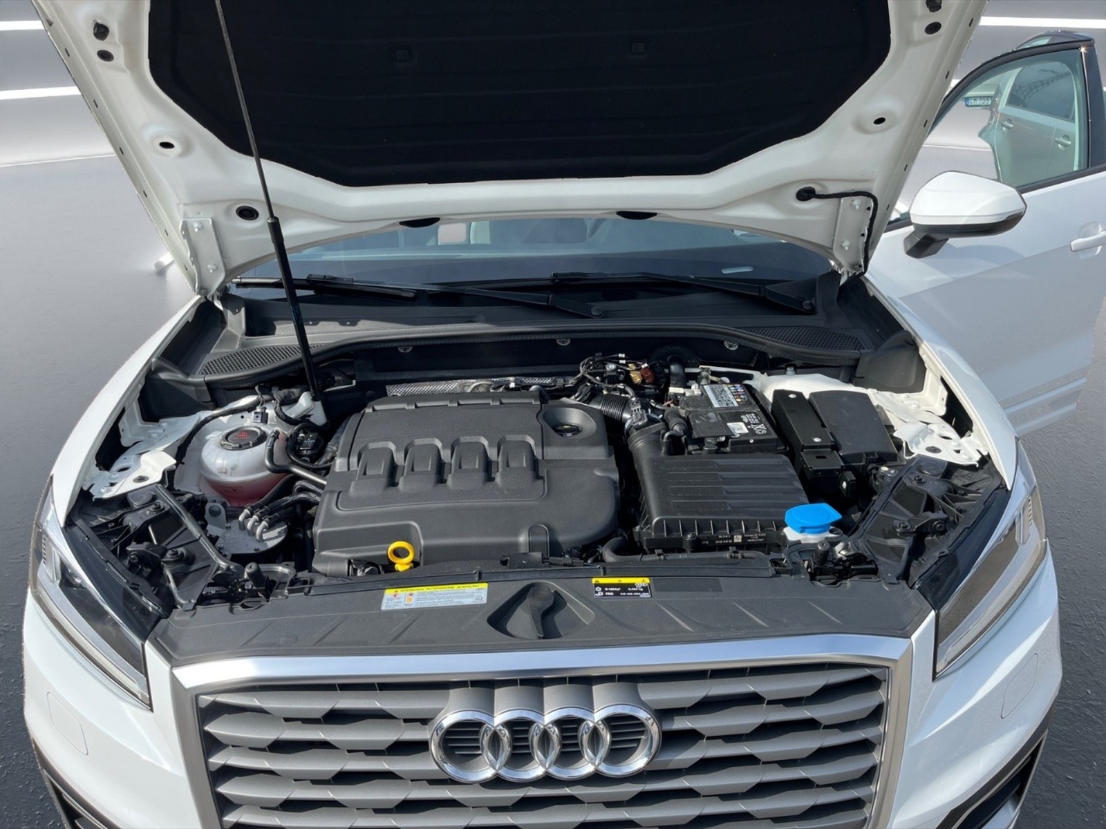 Audi Q2 30 1.6 tdi admired - 11