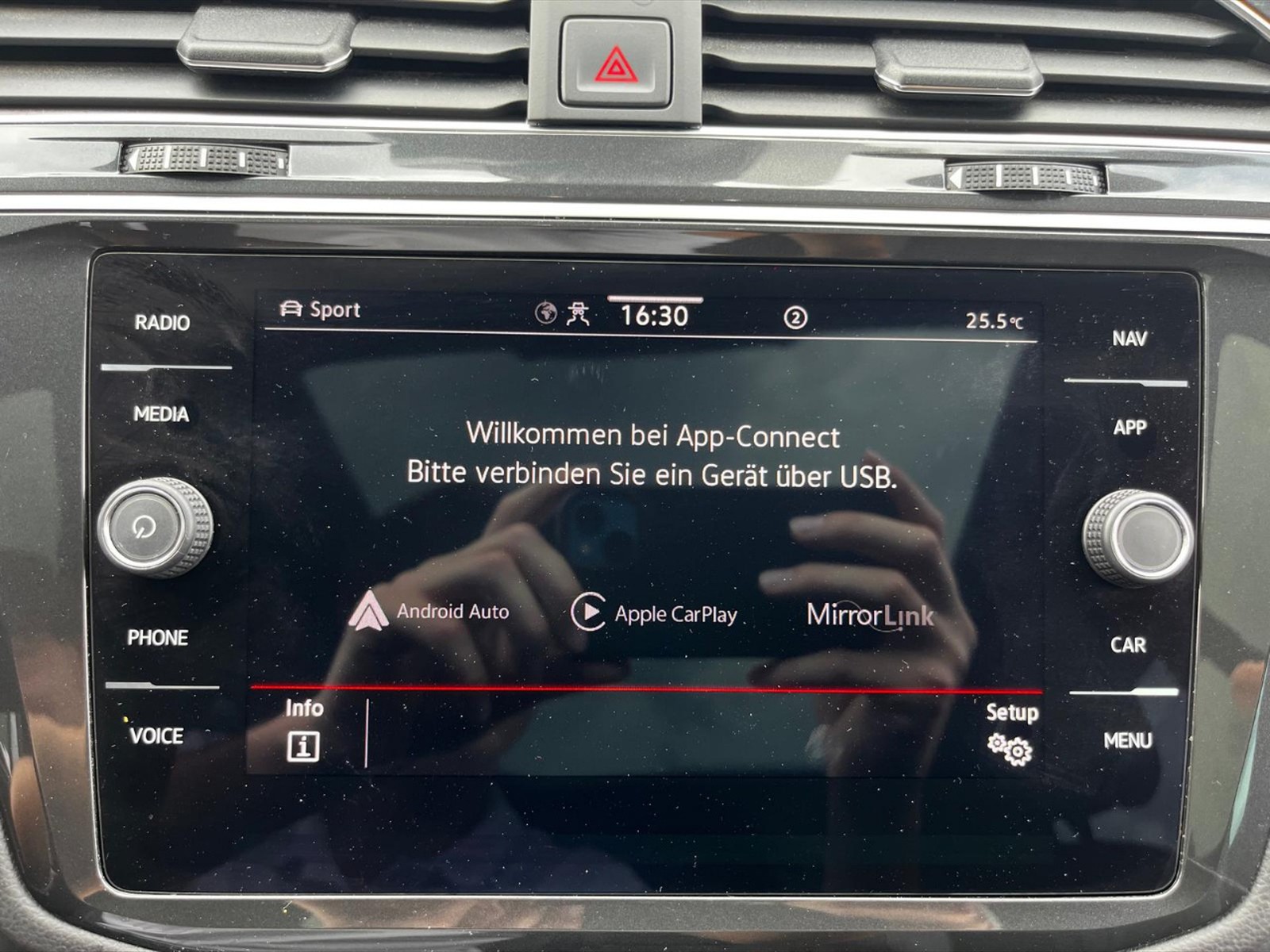 Volkswagen Tiguan 2.0 tdi r-line 4motion 200cv dsg - 17