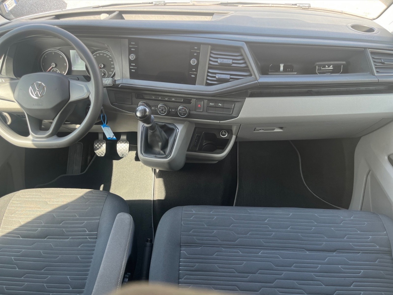 Volkswagen T6.1 Caravelle t6.1 2.0 tdi 150cv comfortline p.c. - 7