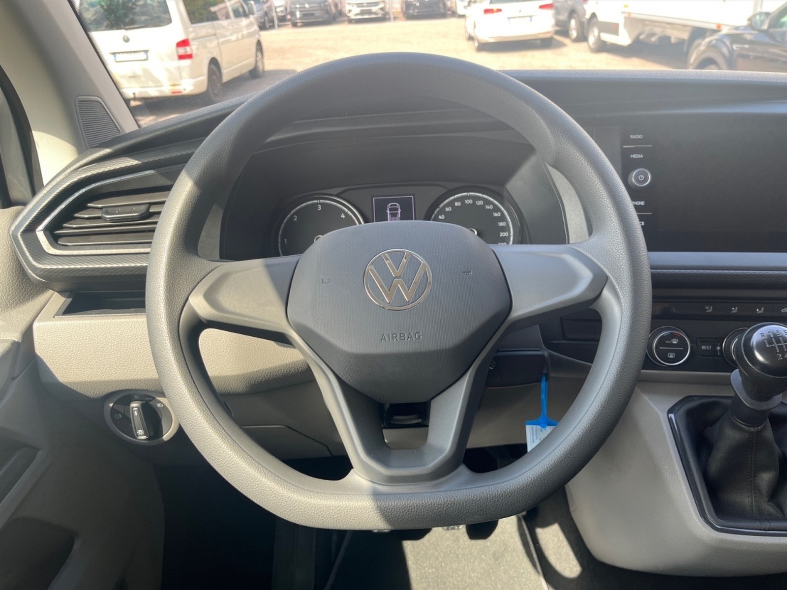 Volkswagen T6.1 Caravelle t6.1 2.0 tdi 150cv comfortline p.c. - 8