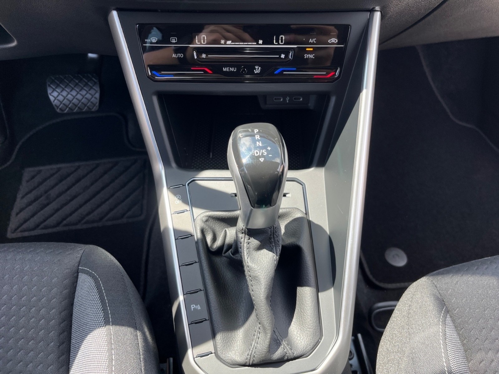 Volkswagen Polo 1.0 tsi edition plus 95cv dsg - 23