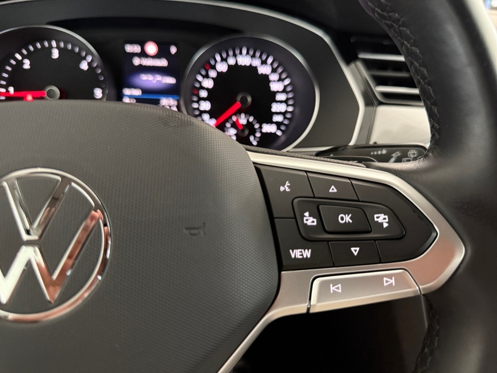 Volkswagen Passat variant 2.0 tdi business 150cv dsg - 15