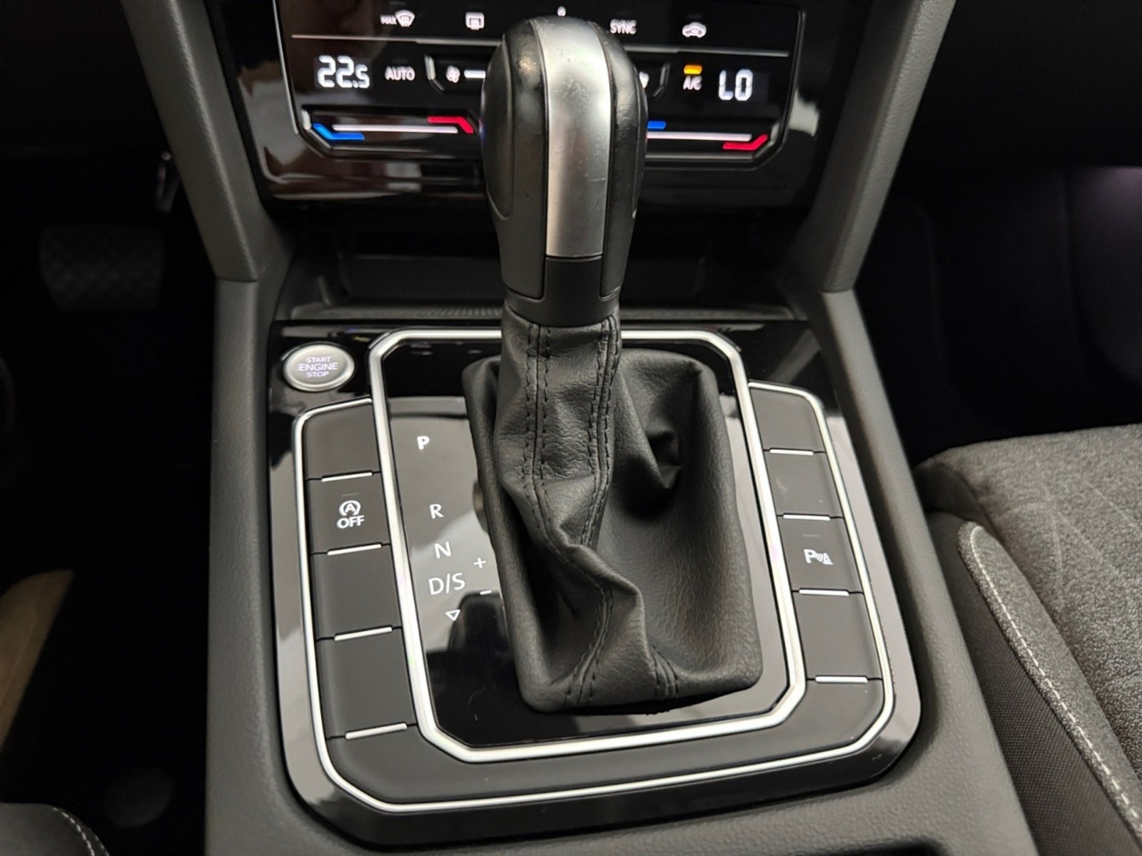 Volkswagen Passat variant 2.0 tdi business 150cv dsg - 17