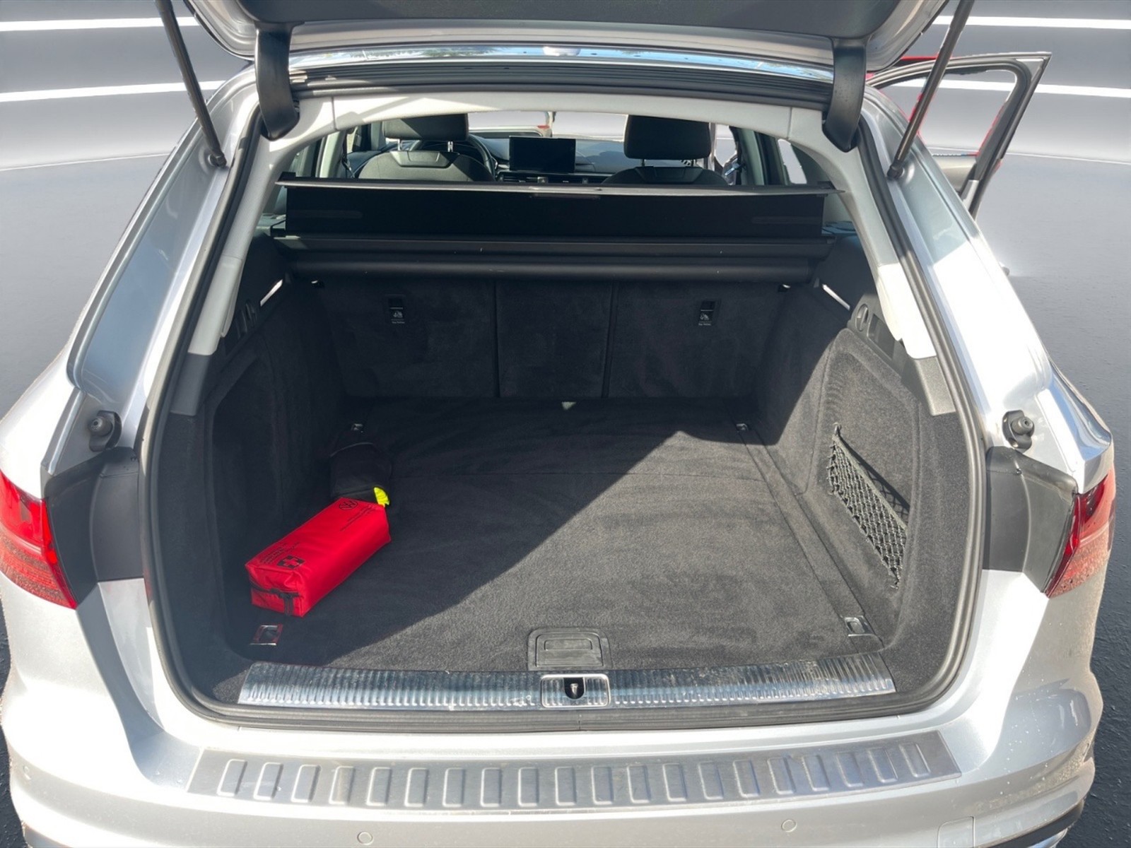 Audi A4 avant 35 2.0 tdi mhev business advanced 163cv s-tronic - 11