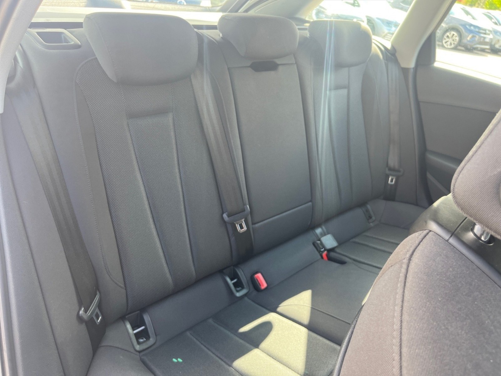 Audi A4 avant 35 2.0 tdi mhev business advanced 163cv s-tronic - 9