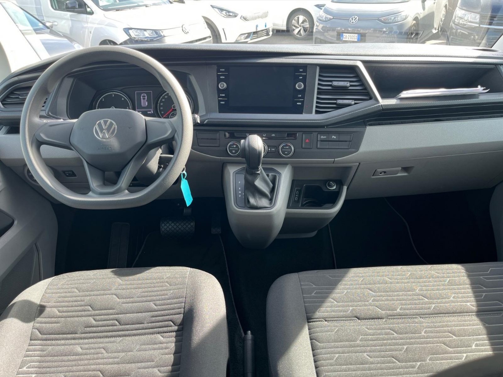 Volkswagen T6.1 Caravelle t6.1 2.0 tdi 150cv 3.2t comfortline p.l. dsg7 - 7