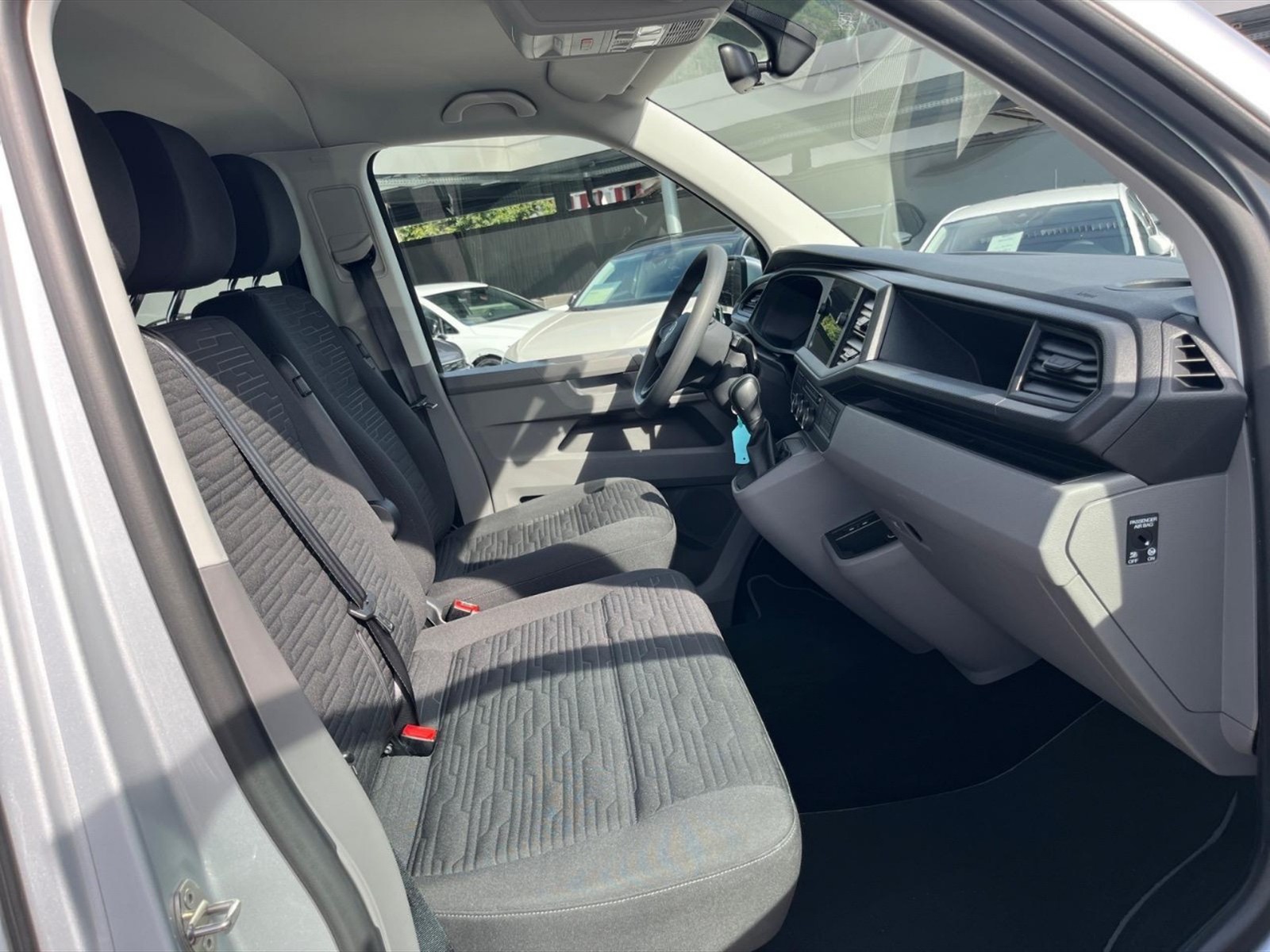 Volkswagen T6.1 Caravelle t6.1 2.0 tdi 150cv 3.2t comfortline p.l. dsg7 - 10