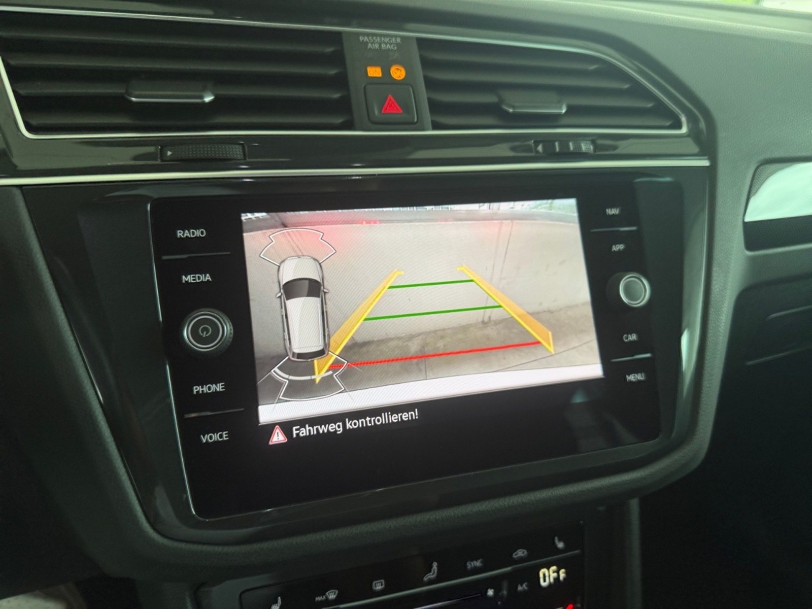 Volkswagen Tiguan 2.0 tdi elegance 4motion 200cv dsg - 29