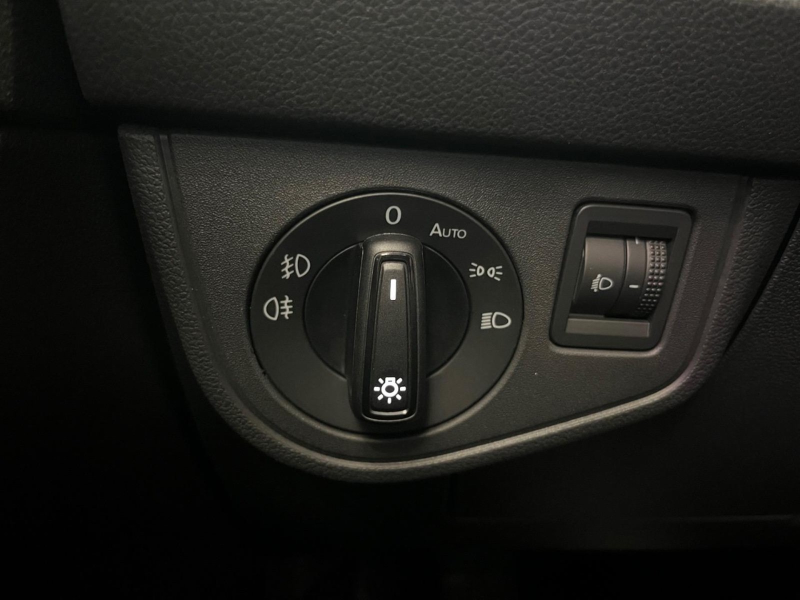 Volkswagen Polo 1.0 tsi edition plus 95cv - 23