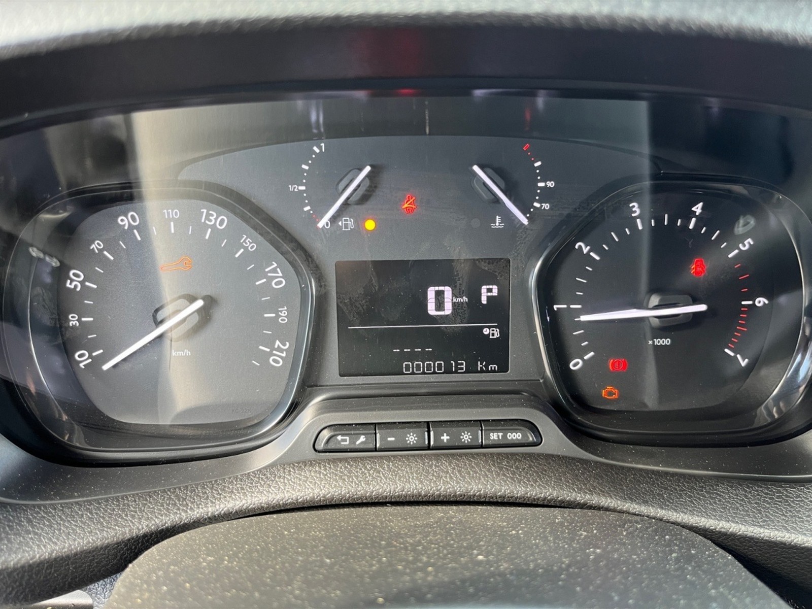 Peugeot Expert 2.0 bluehdi premium std 180cv s&s eat8 - 12