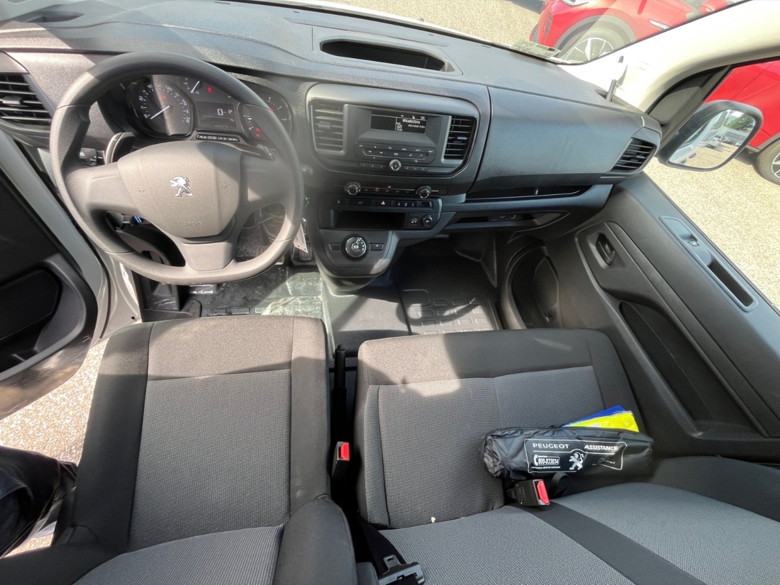 Peugeot Expert 2.0 bluehdi premium std 180cv s&s eat8 - 6