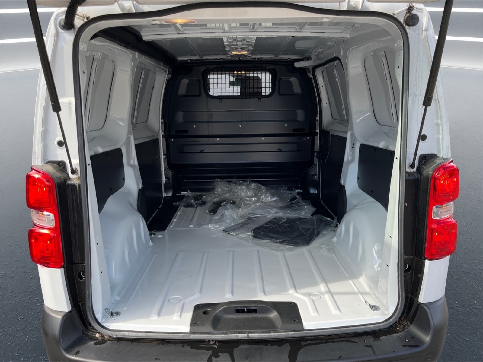 Peugeot Expert 2.0 bluehdi premium std 180cv s&s eat8 - 10