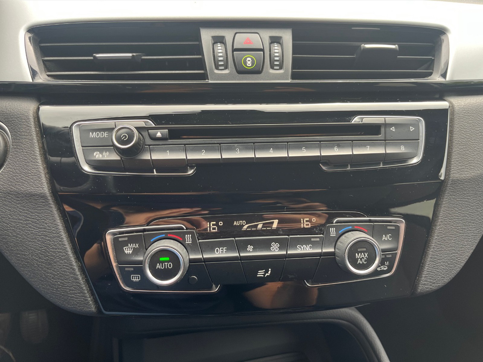 BMW X1 xdrive18d business - 18