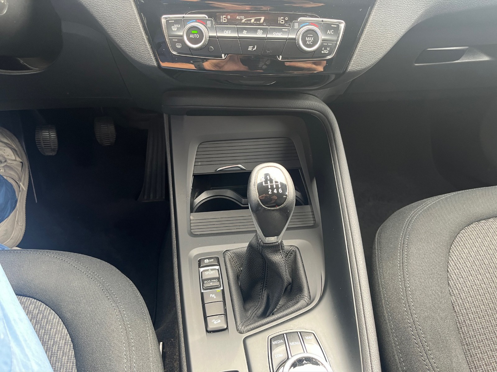 BMW X1 xdrive18d business - 19