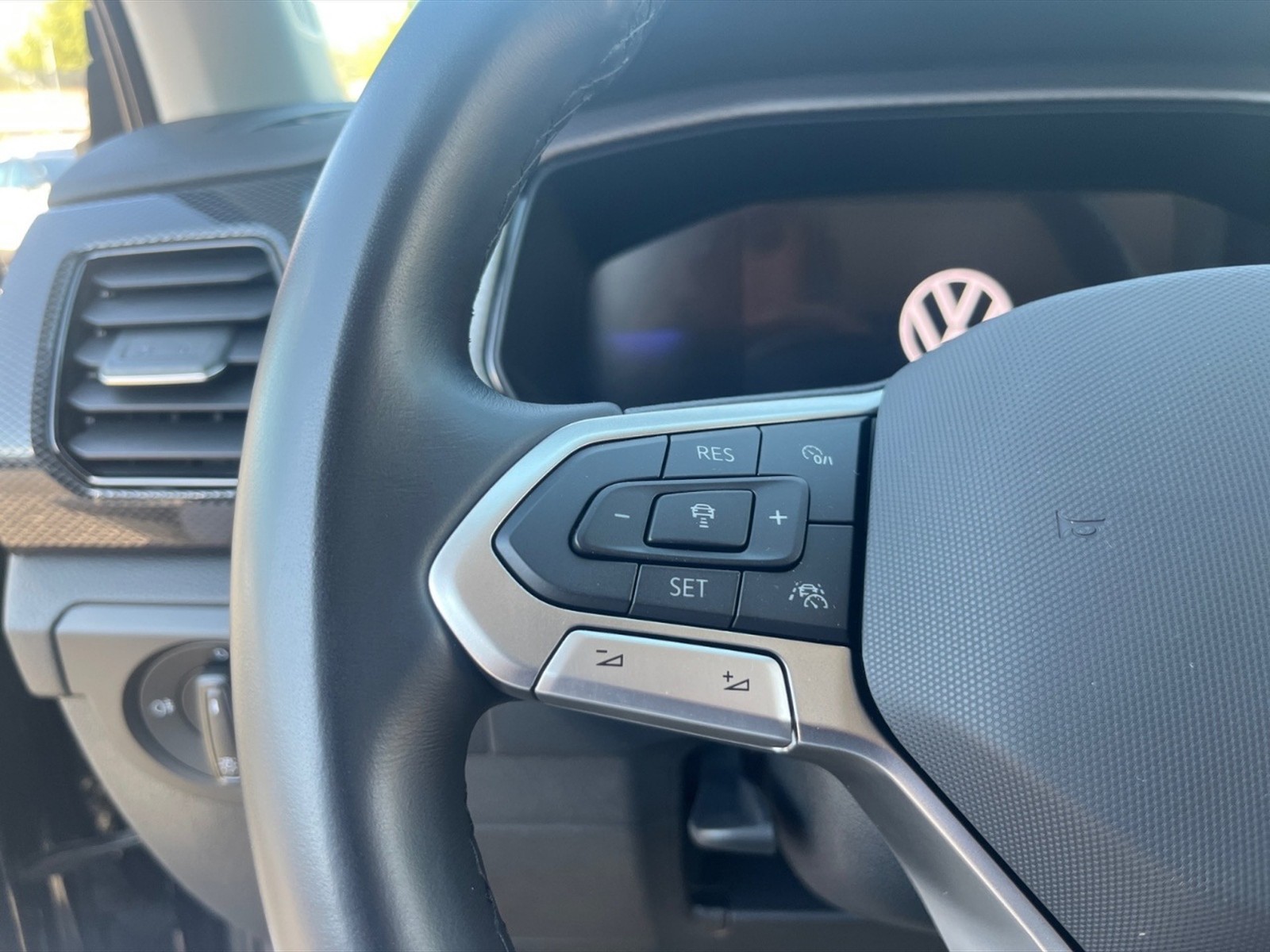 Volkswagen T-Cross 1.0 tsi life 95cv - 14