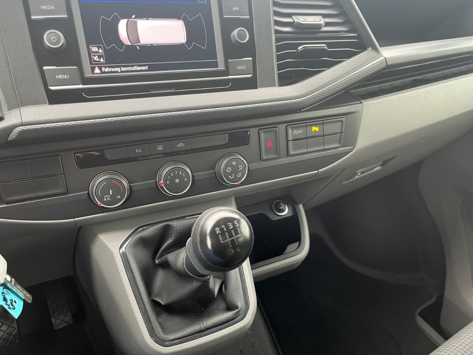 Volkswagen T6.1 Transporter 30 kombi m1 2.0 tdi 110cv business p.c. - 21
