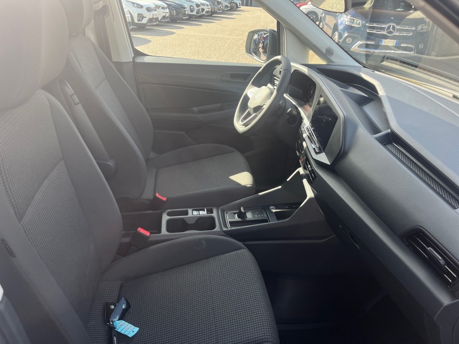 Volkswagen VIC Caddy cargo maxi 1.5 tsi 116cv business dsg7 - 9