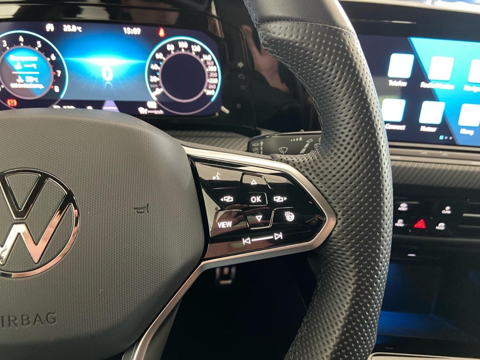 Volkswagen Golf 1.5 tsi evo r-line 130cv - 17