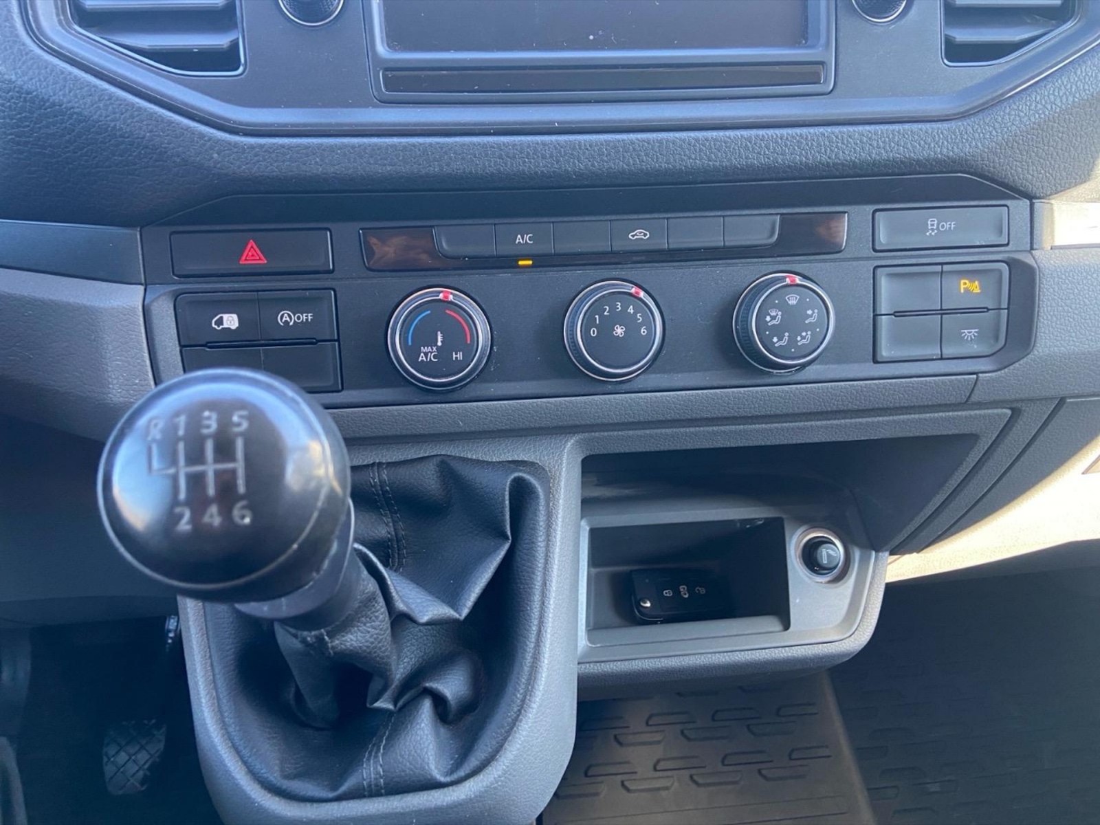 Volkswagen VIC Crafter 35 2.0 tdi 140cv l3h3 business - 21