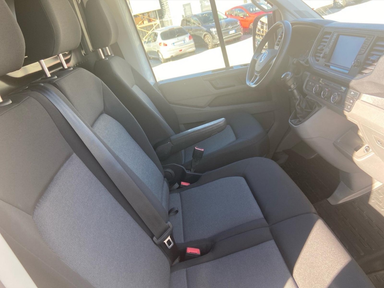 Volkswagen VIC Crafter 35 2.0 tdi 140cv l3h3 business - 8