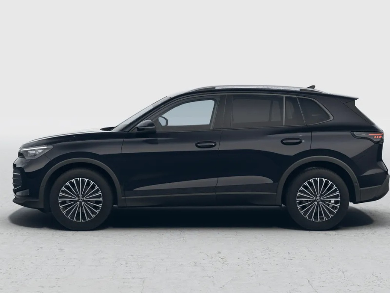 Volkswagen Tiguan 1.5 etsi edition plus 130cv dsg - 3