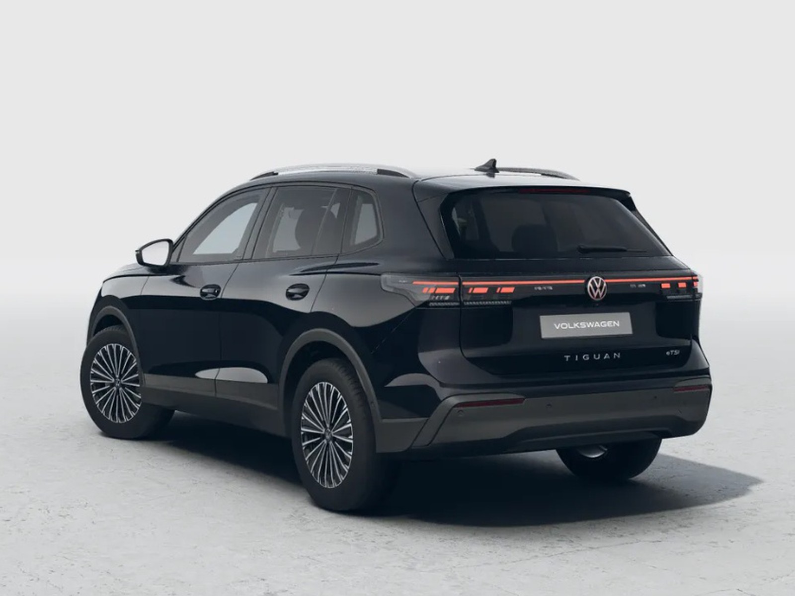 Volkswagen Tiguan 1.5 etsi edition plus 130cv dsg - 4