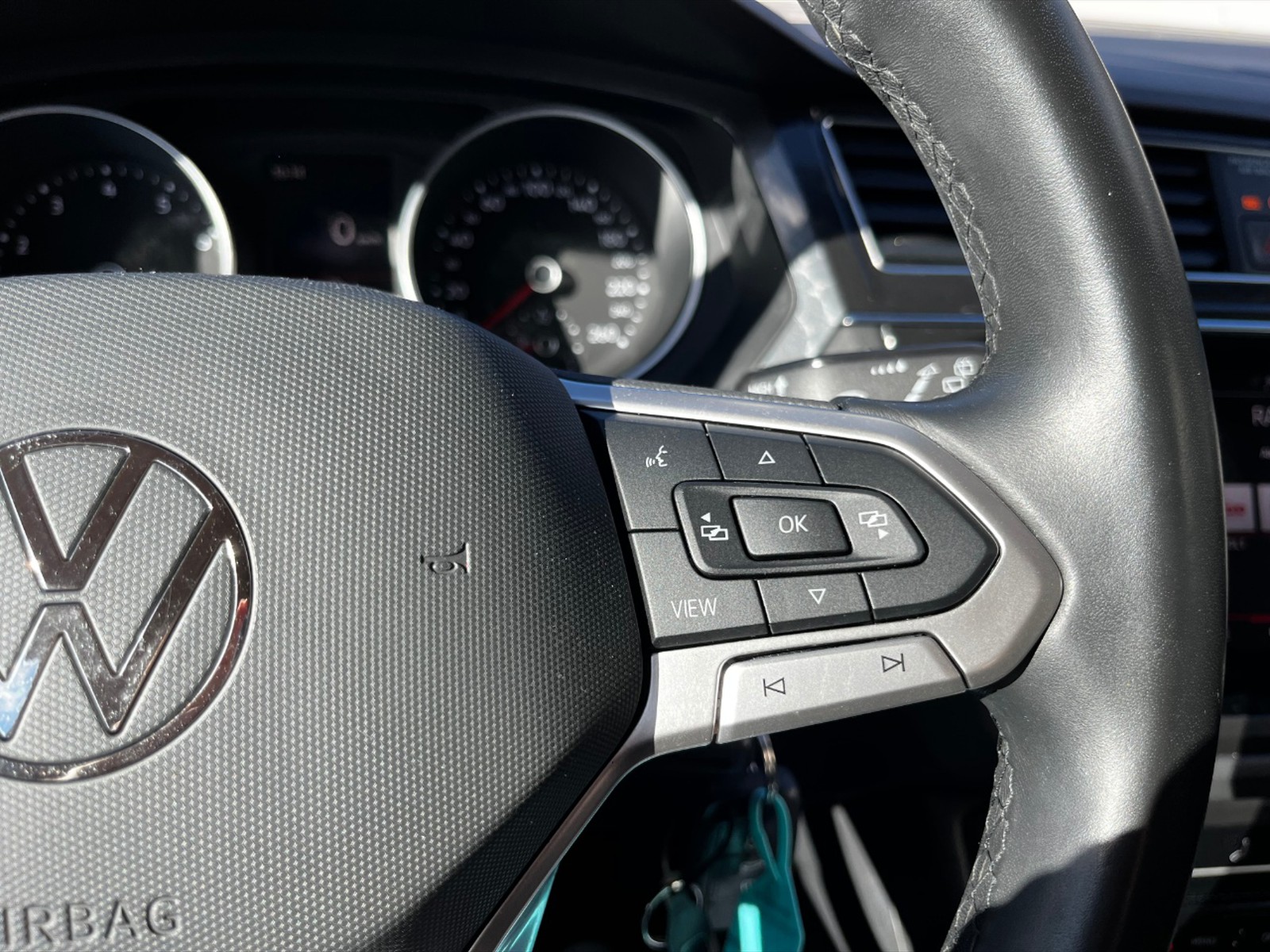 Volkswagen Tiguan 1.5 tsi life 130cv - 14