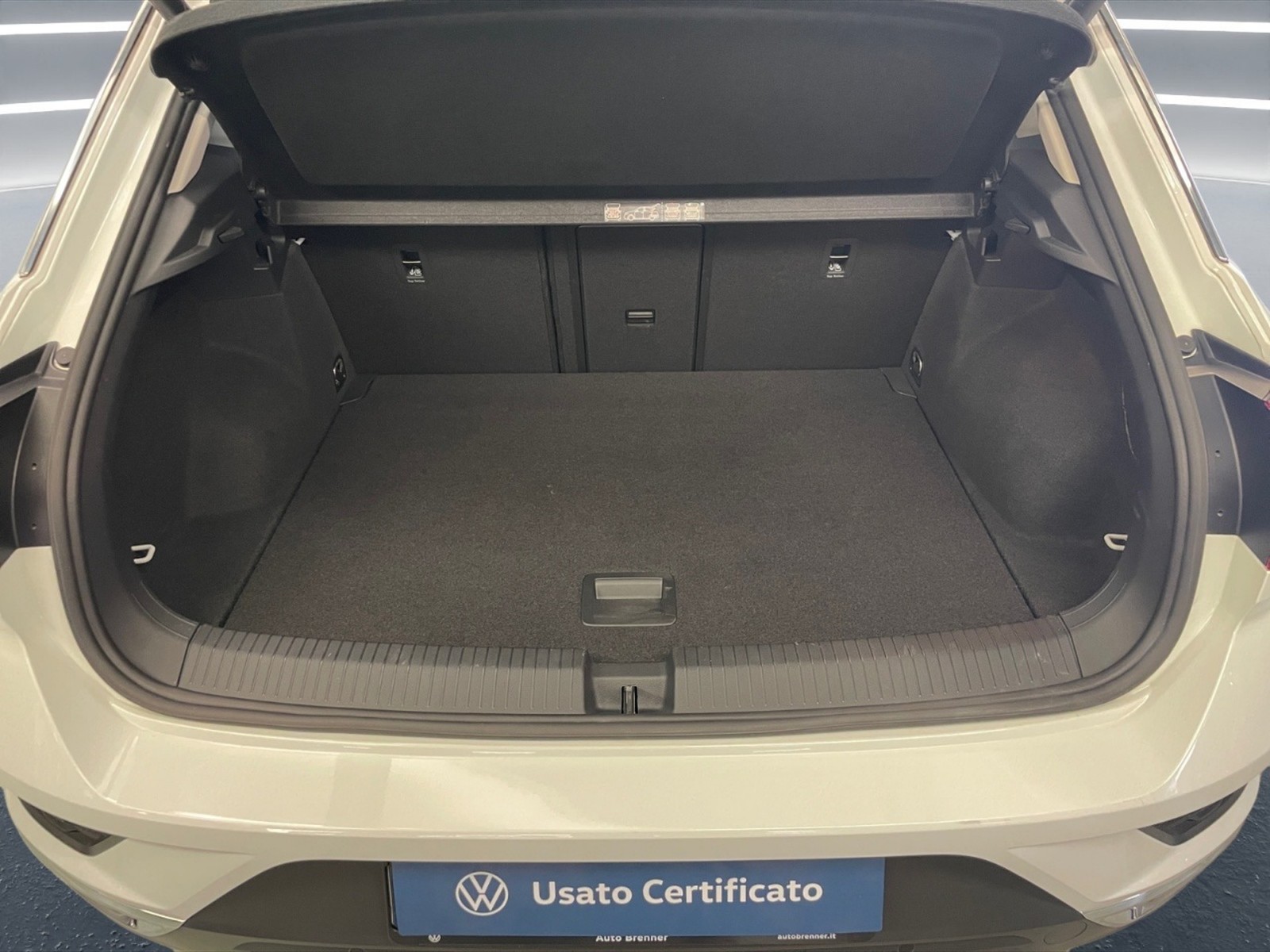 Volkswagen T-Roc 1.5 tsi style - 12