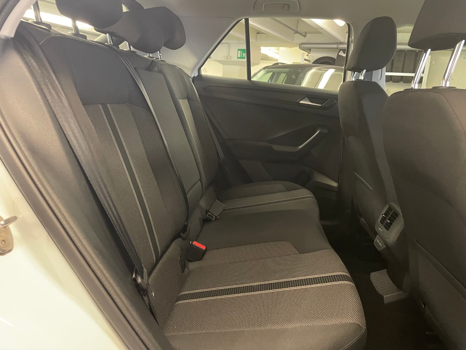 Volkswagen T-Roc 1.5 tsi style - 10